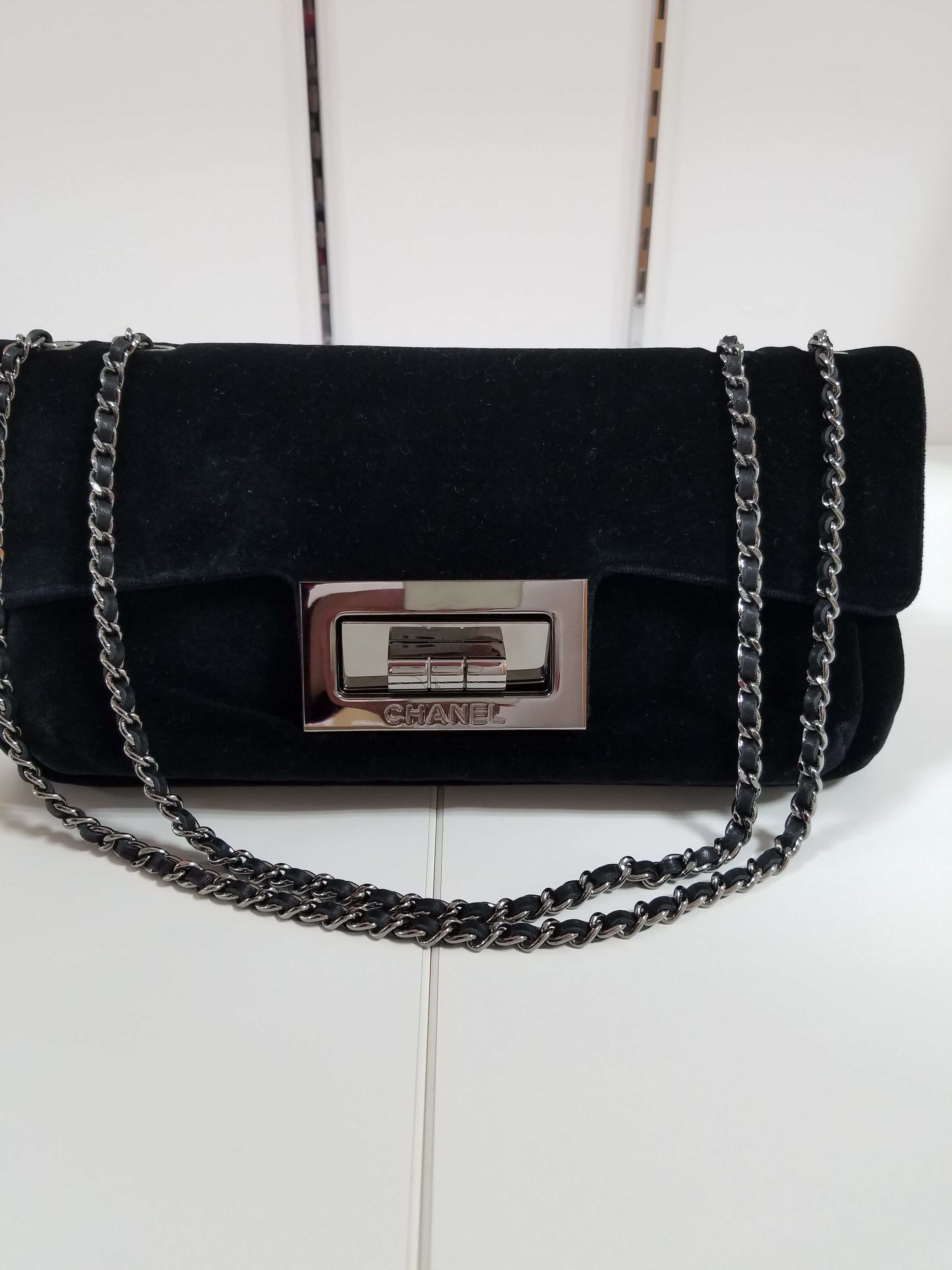 シャネル　ベロア 2.55 チェーンショルダーバッグ