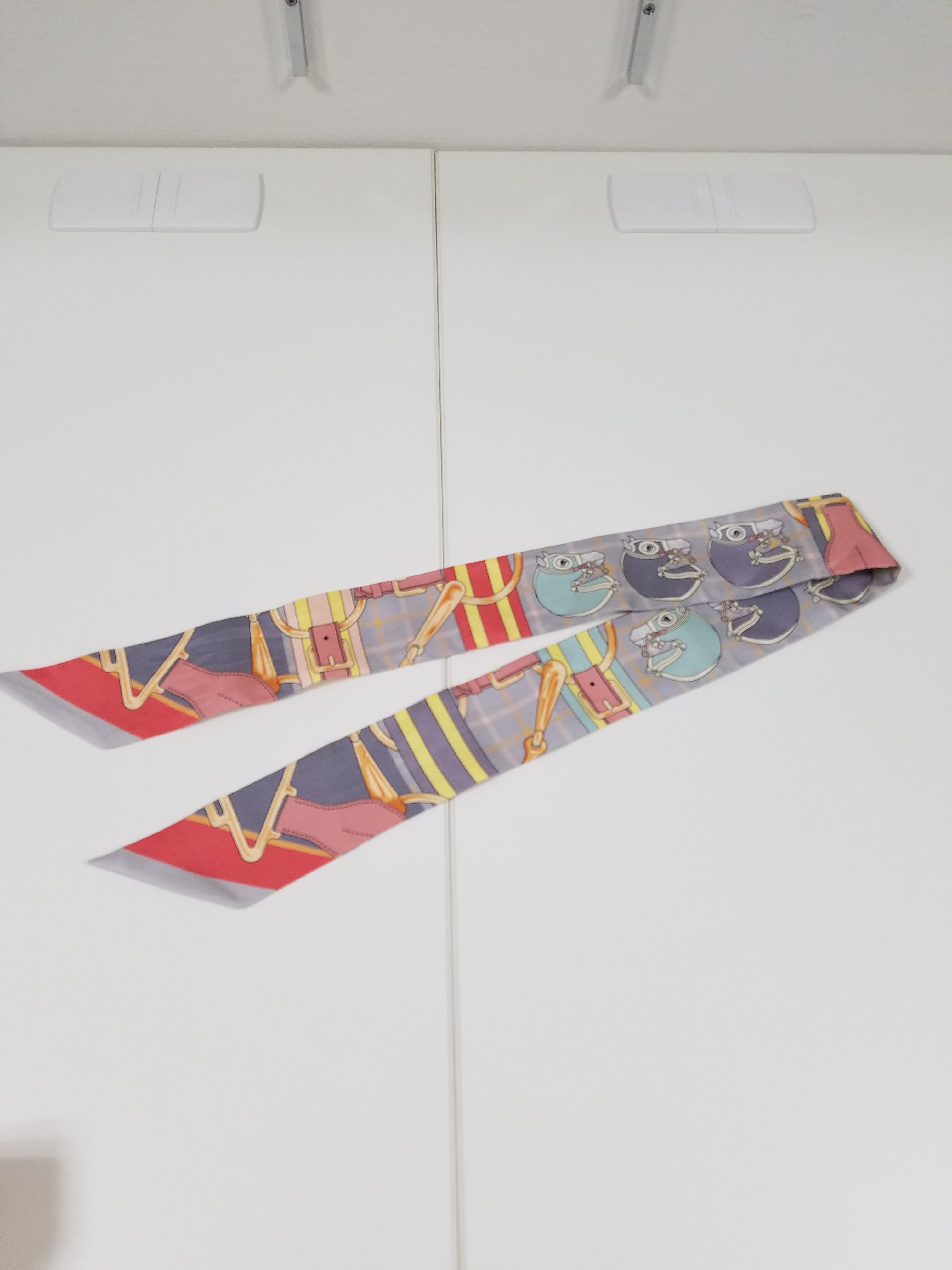 エルメス ツイリー 馬柄